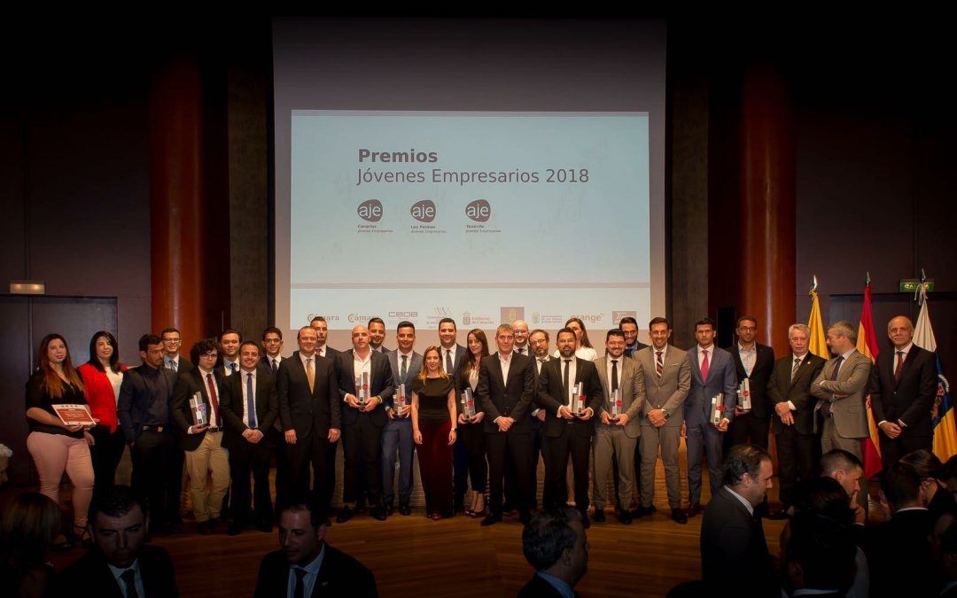 Más de trescientos asistentes y sesenta proyectos en los Premios AJE CANARIAS Jóvenes Empresarios 2018